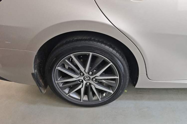 Used Toyota Camry 2021 2.5G Luxury Edition Right Rear Wheel Hub