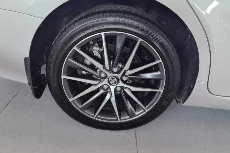 Used Toyota Camry 2021 2.5G Luxury Edition Right Rear Wheel Hub