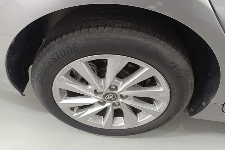 Used Toyota Camry 2021 2.0G Luxury Edition Right Rear Wheel Hub