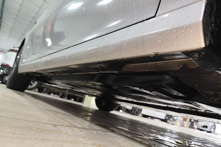 Used Toyota Camry 2021 2.5G Luxury Edition Right Side Sill