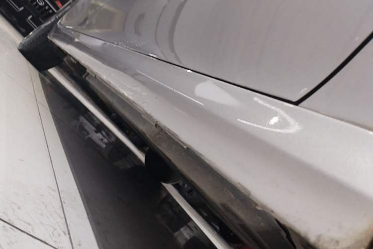 Used Toyota Camry 2021 Dual-Motor 2.5HG Luxury Edition Right Side Sill