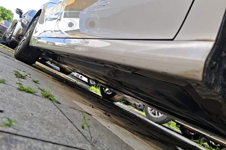 Used Toyota Camry 2021 2.5G Luxury Edition Right Side Sill