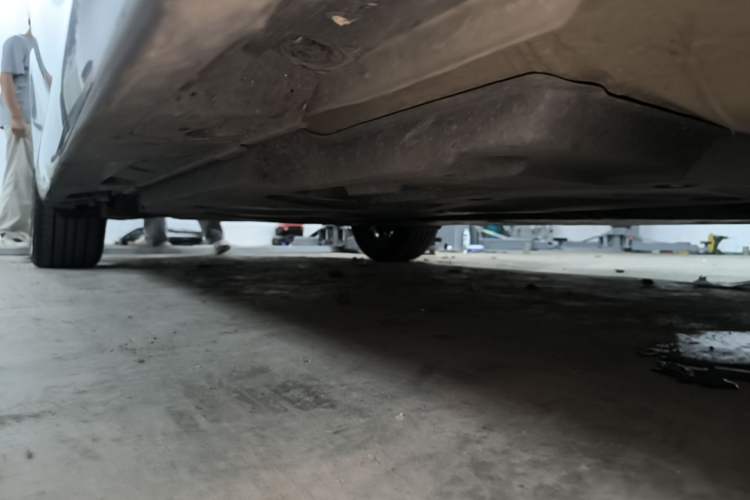 Used Toyota Camry 2021 Dual-Motor 2.5HG Luxury Edition Right Side Sill