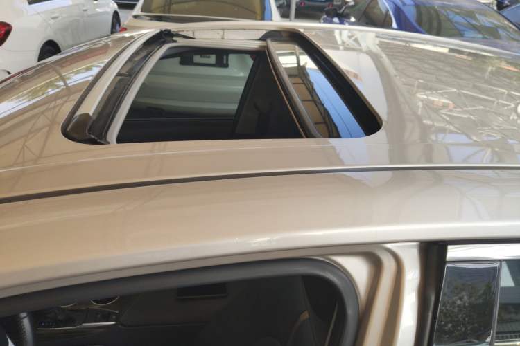 Used Toyota Camry 2021 2.0G Luxury Edition Roof