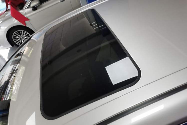 Used Toyota Camry 2021 2.0G Luxury Edition Roof