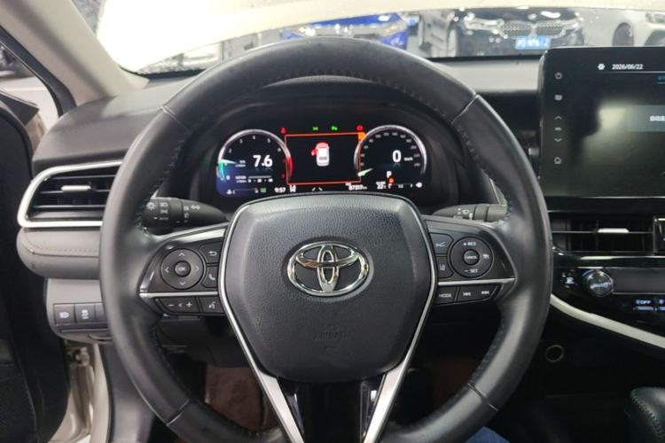Used Toyota Camry 2021 2.5G Luxury Edition Steering Wheel