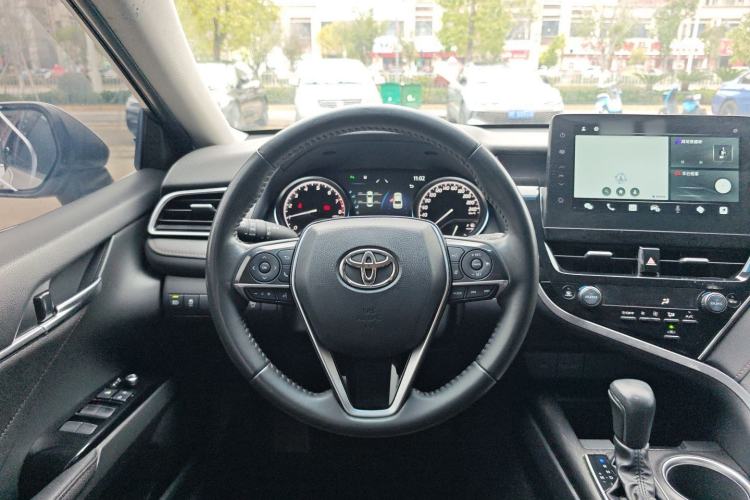 Used Toyota Camry 2021 2.0G Luxury Edition Steering Wheel
