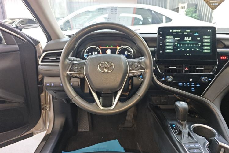 Used Toyota Camry 2021 2.5G Luxury Edition Steering Wheel