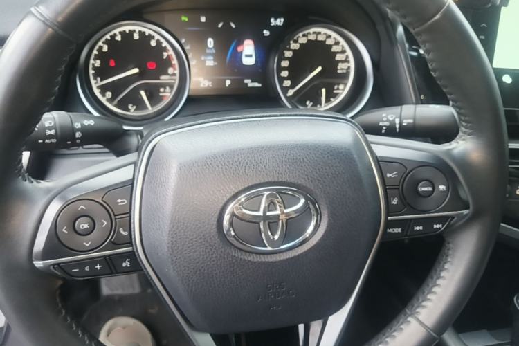 Used Toyota Camry 2021 2.0G Luxury Edition Steering Wheel