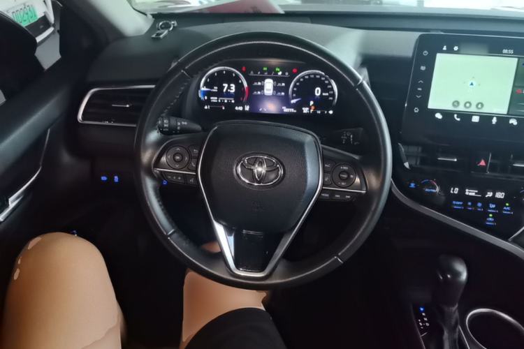 Used Toyota Camry 2021 2.5G Luxury Edition Steering Wheel