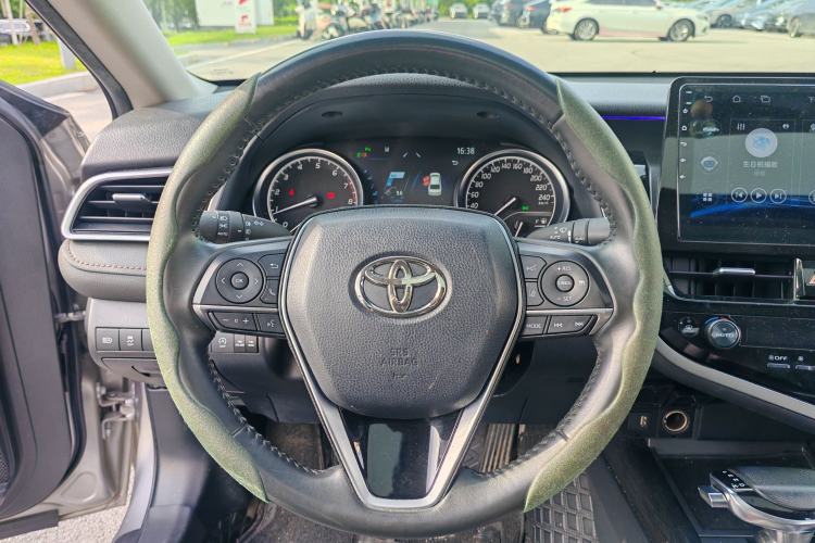 Used Toyota Camry 2021 2.0G Luxury Edition Steering Wheel