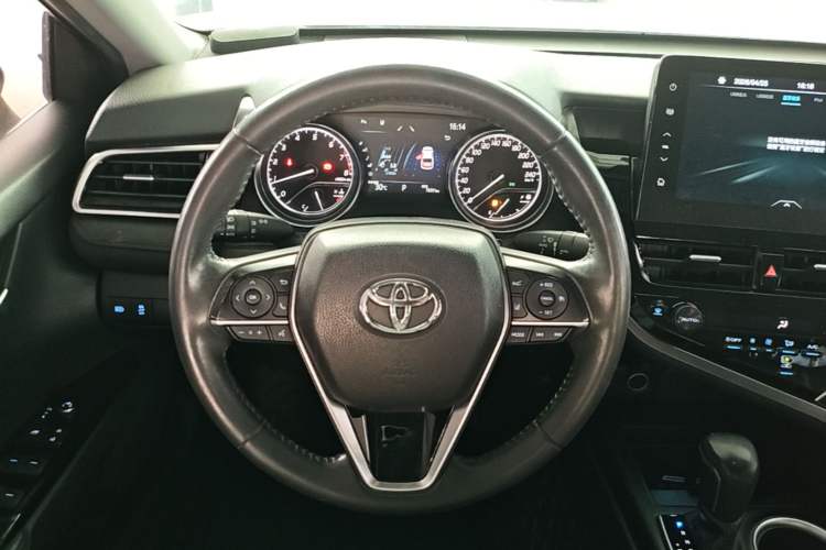 Used Toyota Camry 2021 2.0G Luxury Edition Steering Wheel