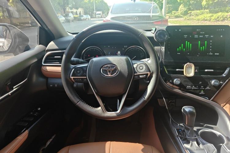Used Toyota Camry 2021 2.0G Luxury Edition Steering Wheel