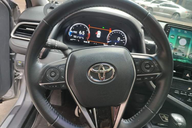 Used Toyota Camry 2021 2.5G Luxury Edition Steering Wheel