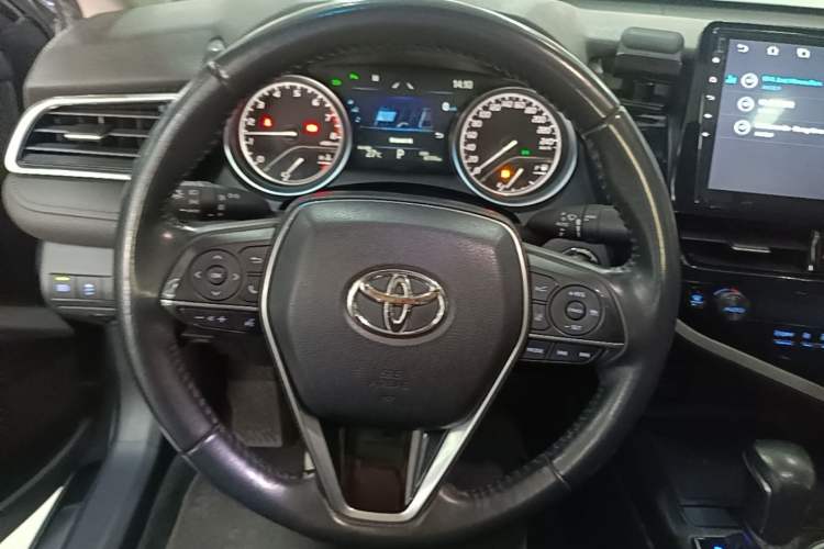 Used Toyota Camry 2021 2.0G Luxury Edition Steering Wheel