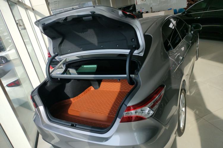 Used Toyota Camry 2021 2.0G Luxury Edition Trunk