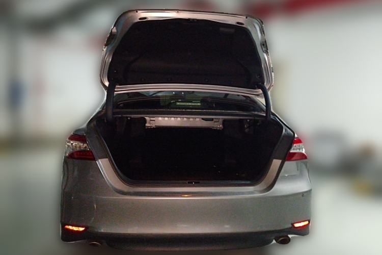 Used Toyota Camry 2021 2.0G Luxury Edition Trunk