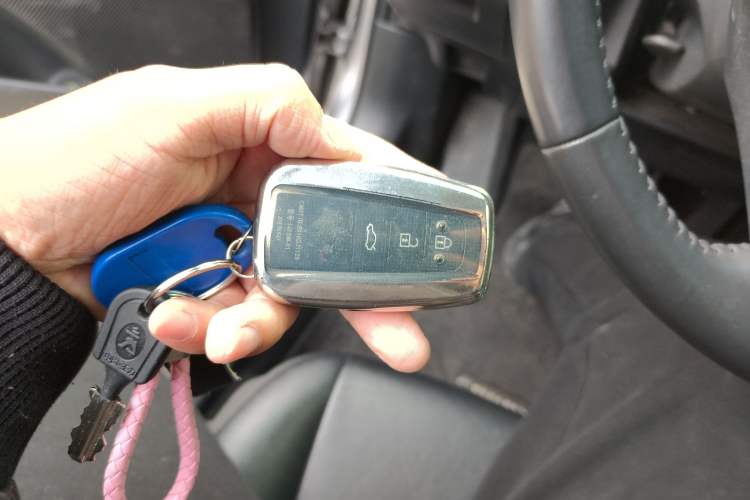 Used Toyota Camry 2021 2.0G Luxury Edition Vehicle Key