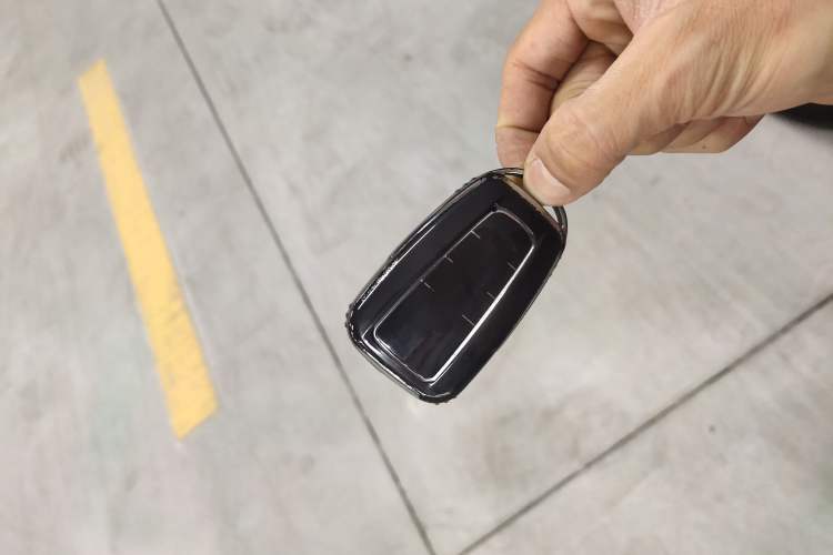 Used Toyota Camry 2021 2.0G Luxury Edition Vehicle Key