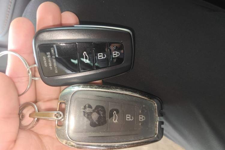 Used Toyota Camry 2021 Dual-Motor 2.5HG Luxury Edition Vehicle Key