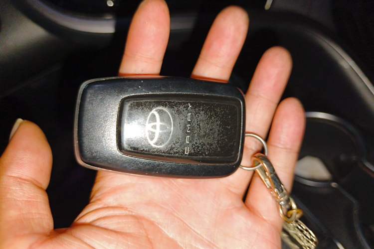Used Toyota Camry 2021 2.0G Luxury Edition Vehicle Key