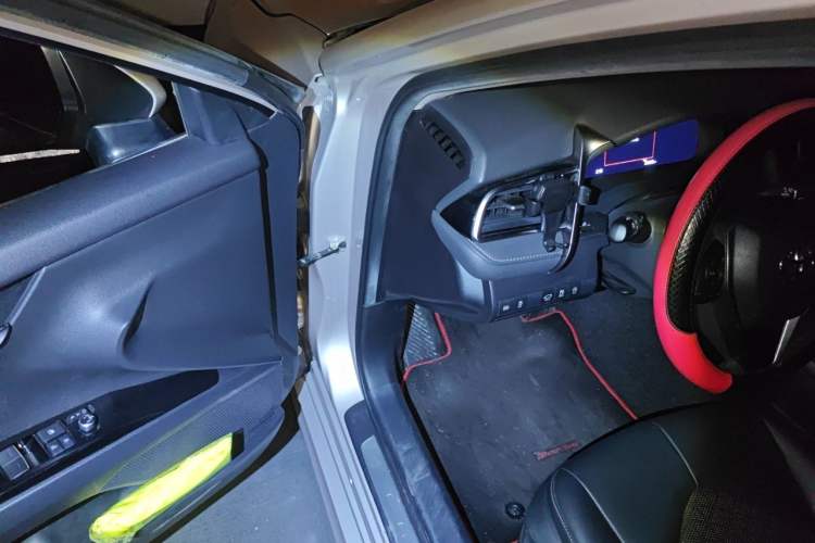 Used Toyota Camry 2021 2.5S Fēngshàng Edition Driver Seat