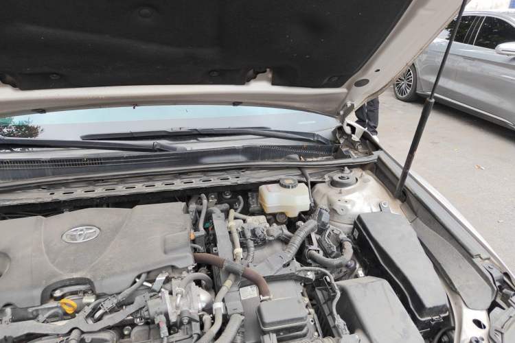 Used Toyota Camry 2021 Dual-Motor 2.5HG Luxury Edition Engine Bay Left