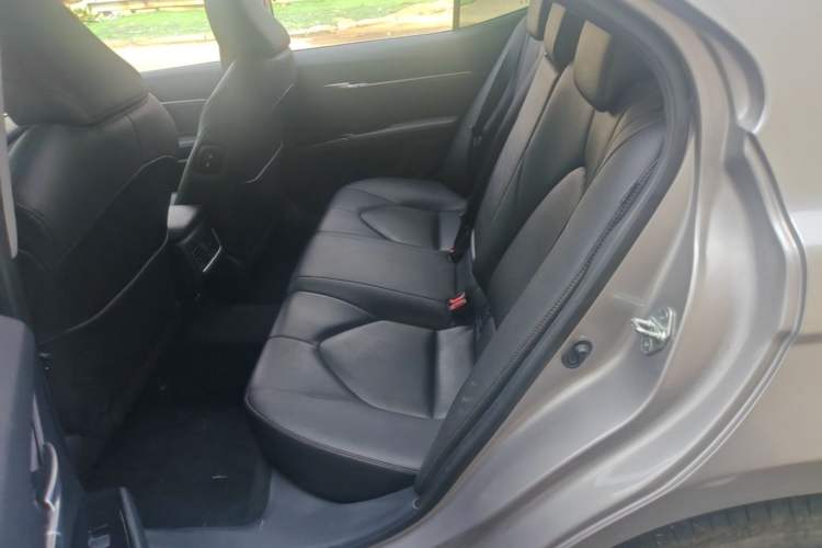 Used Toyota Camry 2021 2.0G Luxury Edition Left Rear Seat