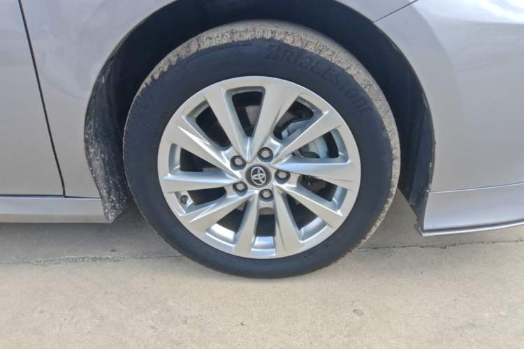 Used Toyota Camry 2021 2.0G Luxury Edition Right Front Wheel Hub