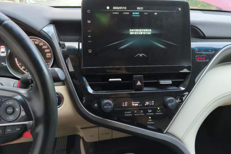 Used Toyota Camry 2021 2.0G Luxury Edition Audio And AC Panel