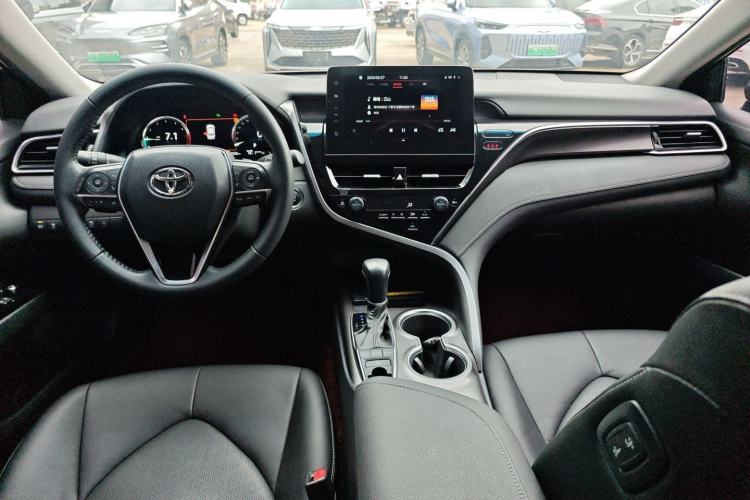 Used Toyota Camry 2021 2.5S Fēngshàng Edition Center Console