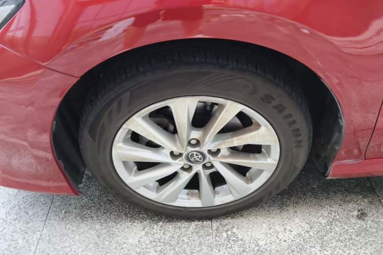 Used Toyota Camry 2021 2.0G Luxury Edition Exterior 4