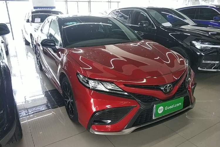 Used Toyota Camry 2021 2.0S FENGSHANG Edition Front Right 45 Deg