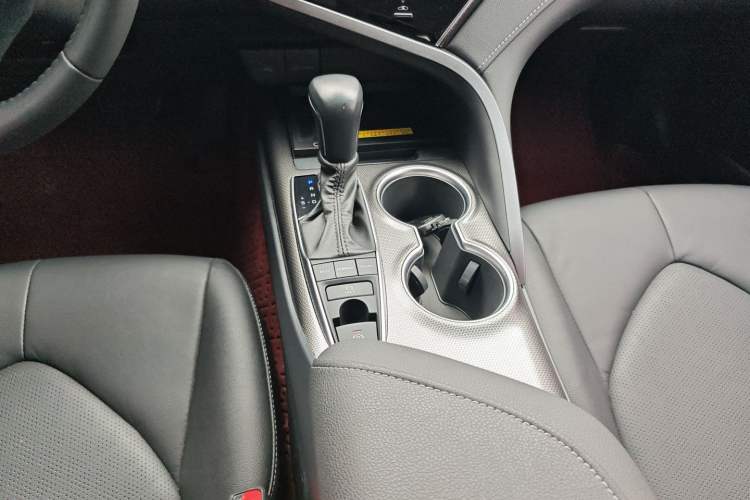 Used Toyota Camry 2021 2.5S Fēngshàng Edition Gear Lever