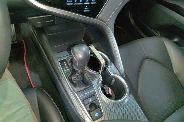 Used Toyota Camry 2021 2.5S Fēngshàng Edition Gear Lever