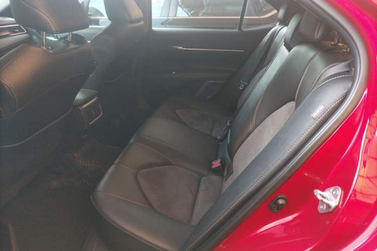 Used Toyota Camry 2021 2.0S FENGSHANG Edition Interior 4