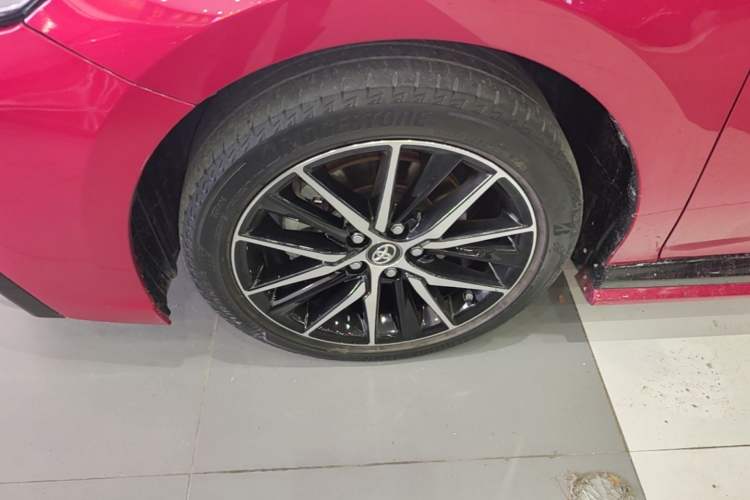 Used Toyota Camry 2021 Dual-Motor 2.5HS Fēngshàng Edition Left Front Wheel Hub