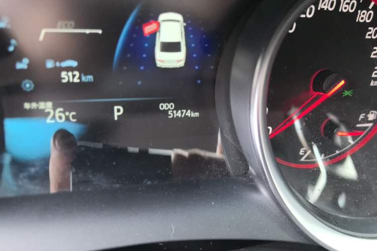 Used Toyota Camry 2021 2.0S FENGSHANG Edition Odometer Close Up