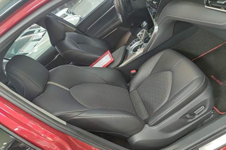 Used Toyota Camry 2021 2.5S Fēngshàng Edition Right Front Seat
