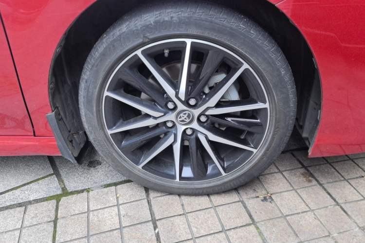 Used Toyota Camry 2021 2.0S FENGSHANG Edition Right Front Wheel Hub