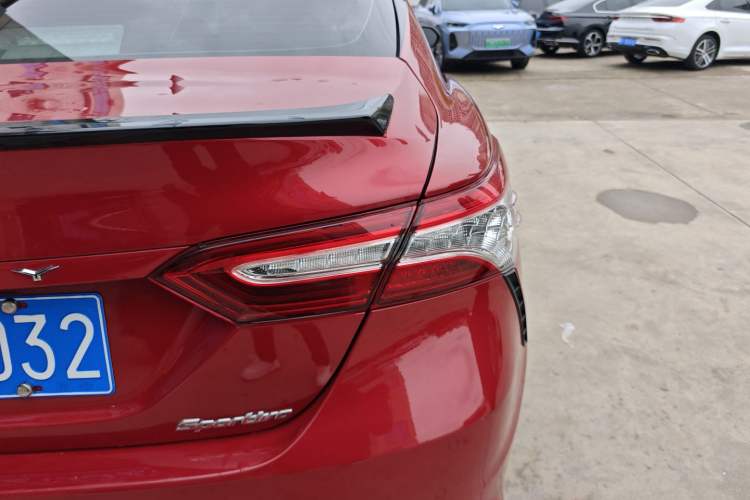 Used Toyota Camry 2021 2.5S Fēngshàng Edition Right Rear Taillight