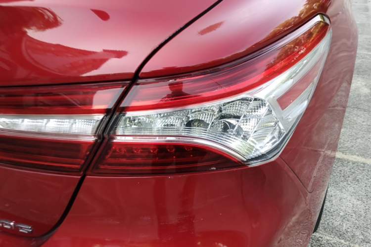 Used Toyota Camry 2021 2.0G Luxury Edition Right Rear Taillight