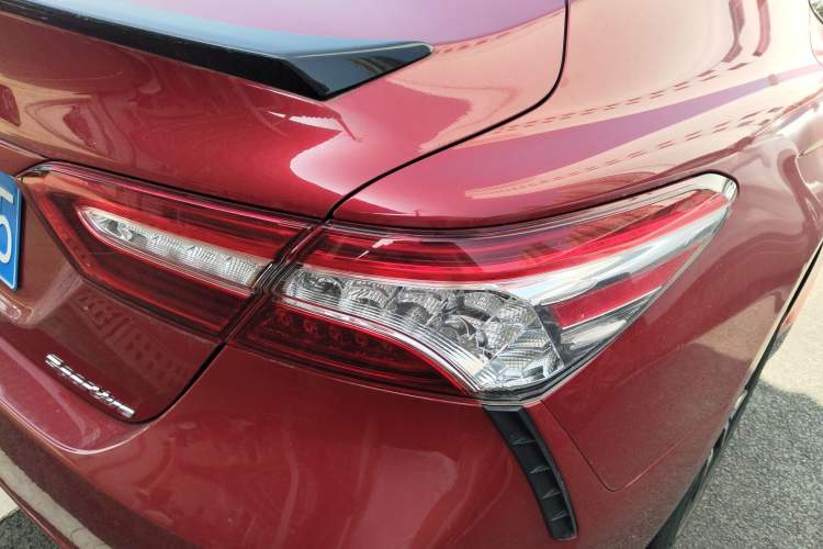 Used Toyota Camry 2021 2.0S FENGSHANG Edition Right Rear Taillight