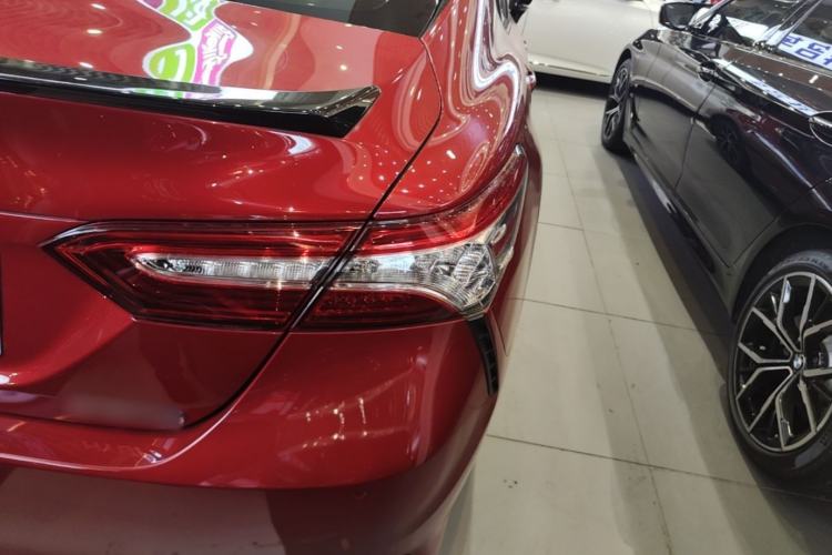 Used Toyota Camry 2021 Dual-Motor 2.5HS Fēngshàng Edition Right Rear Taillight
