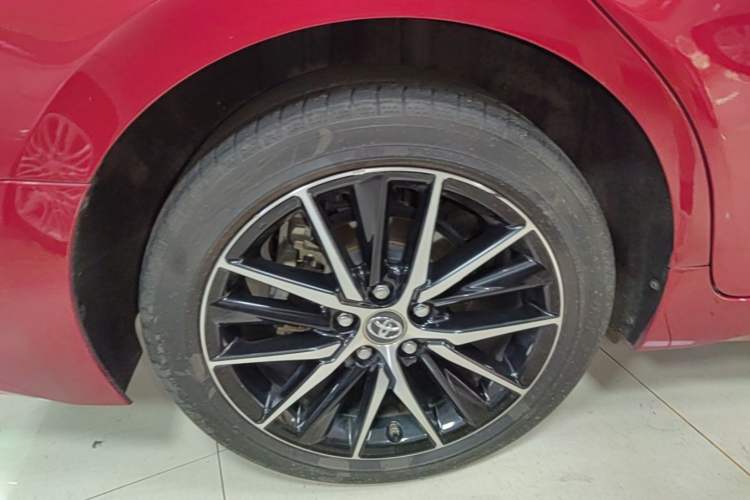 Used Toyota Camry 2021 2.5S Fēngshàng Edition Right Rear Wheel Hub
