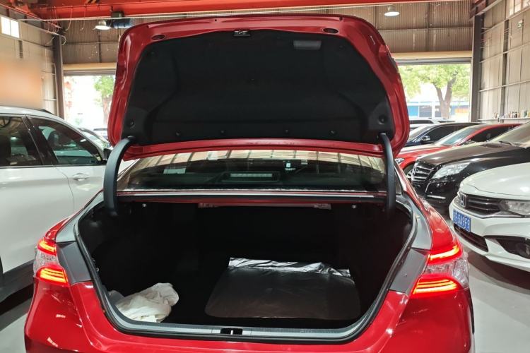 Used Toyota Camry 2021 2.0S FENGSHANG Edition Trunk