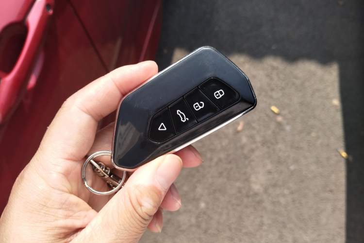 Used Toyota Camry 2021 2.0S FENGSHANG Edition Vehicle Key