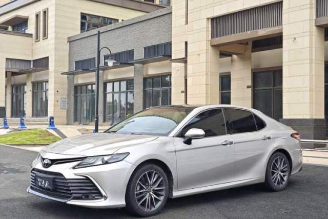 Used Toyota Camry 2021 2.5G Luxury Edition