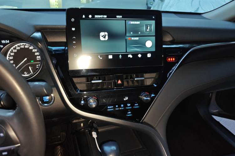 Used Toyota Camry 2021 2.0G Luxury Edition Audio And AC Panel