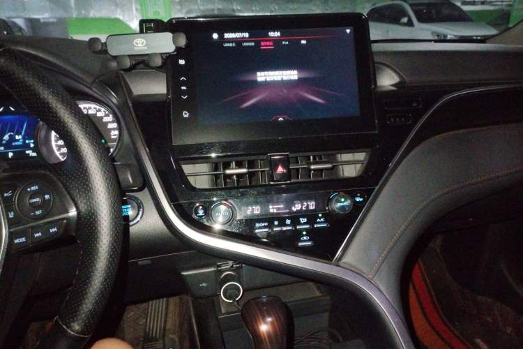 Used Toyota Camry 2021 2.0G Luxury Edition Audio And AC Panel